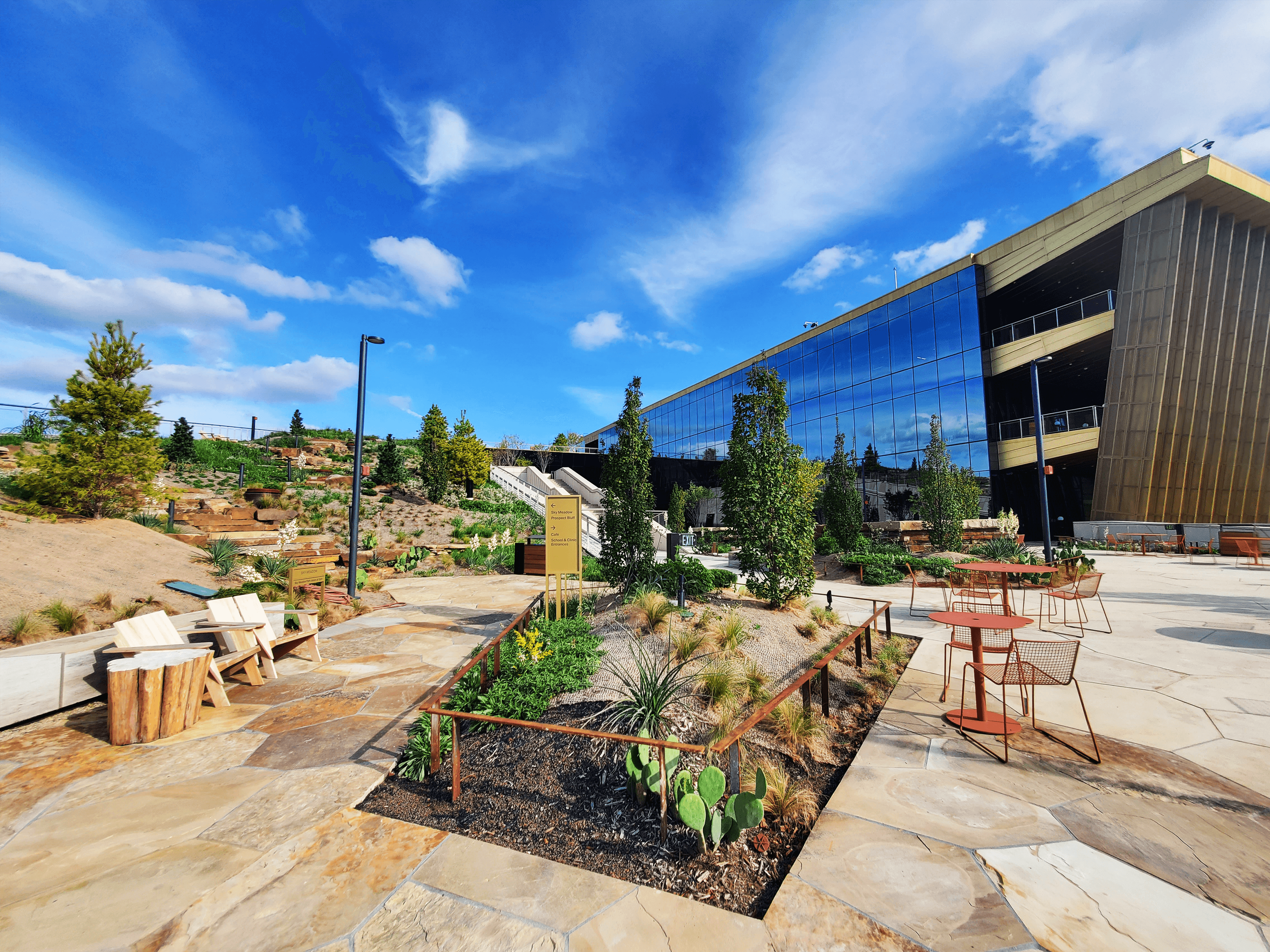 Rooftop Park seen from Cafe Plaza
